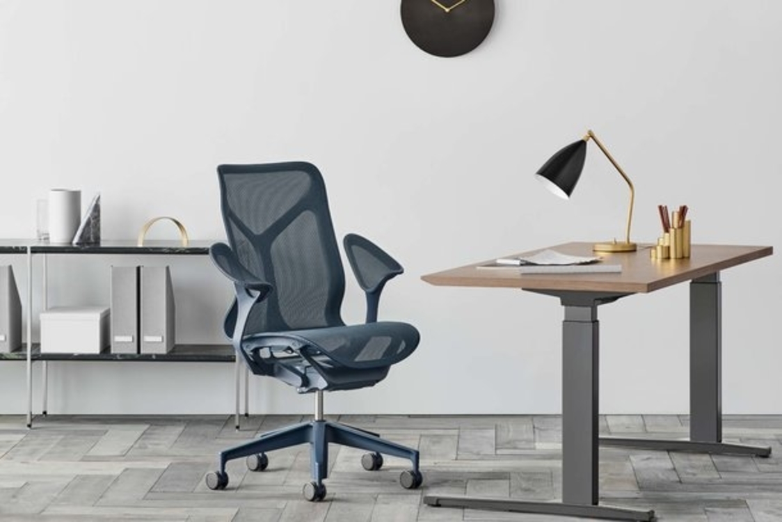 De ideale werkplek richt je in met circulaire kantoormeubelen